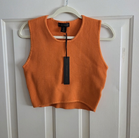 HOUSE OF HARLOW 1960 Crop Top Ribbed Knit Luxe Essentials Stretch NWT Size L - Picture 3 of 5